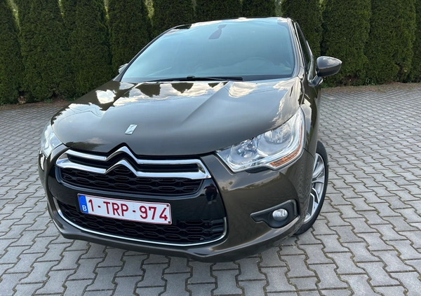 Citroen DS4 cena 29900 przebieg: 210777, rok produkcji 2012 z Sochaczew małe 497